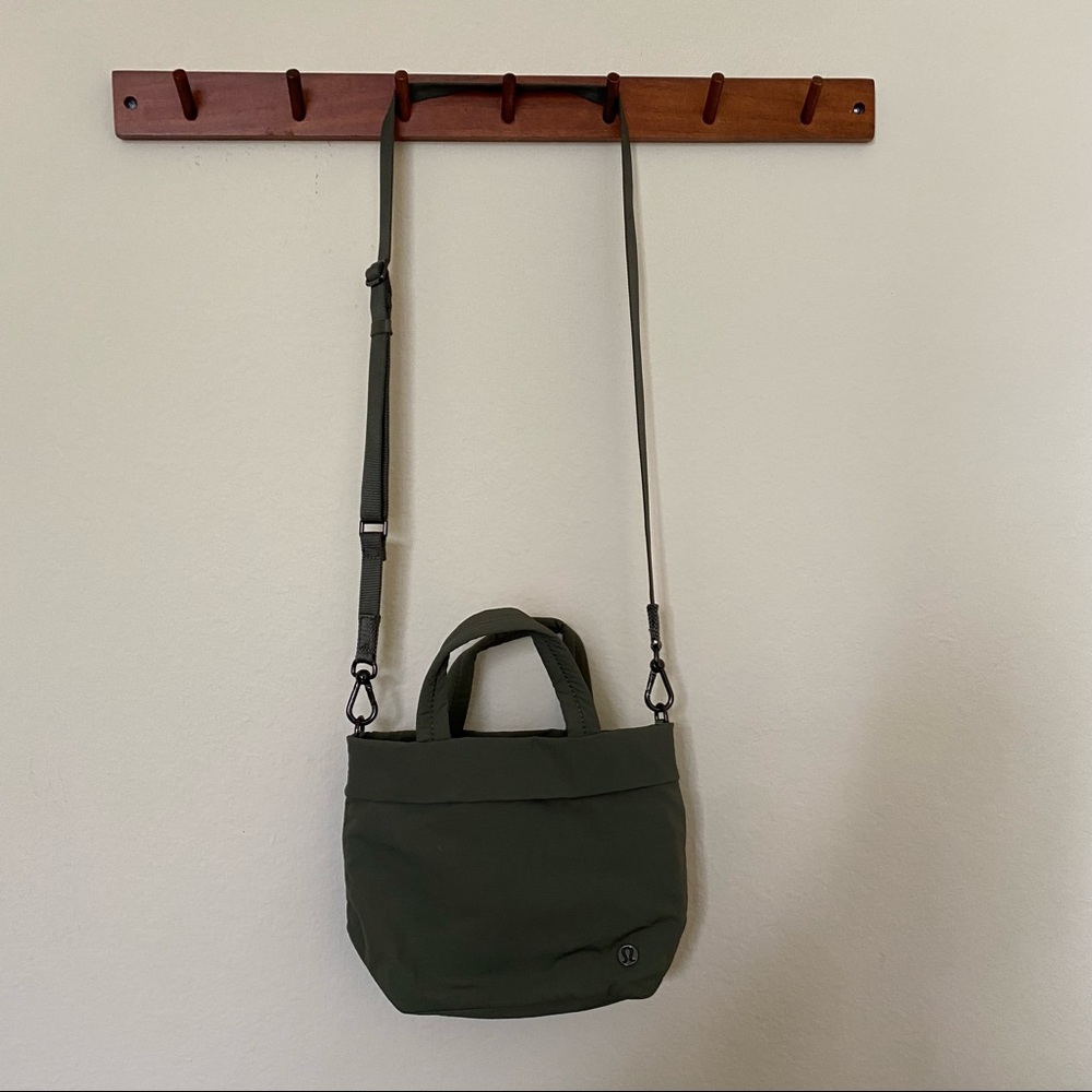 Lululemon cross body bag